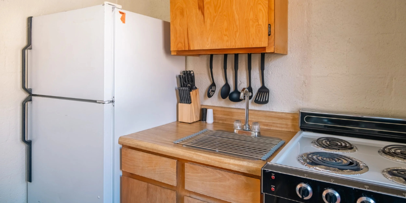 Functional studio kitchenette at a Lake Havasu Hotel.<br />
